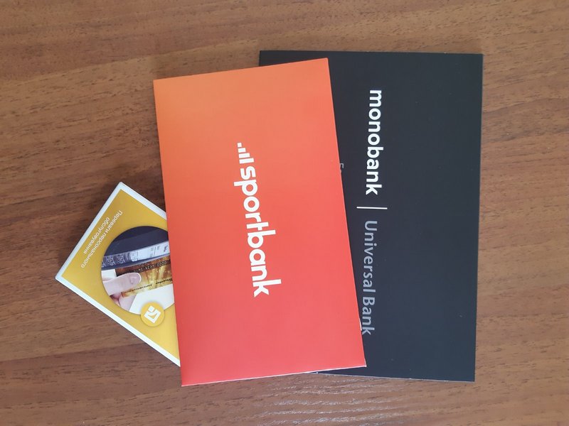 Карты спортбанк , монобанк, приватбанк